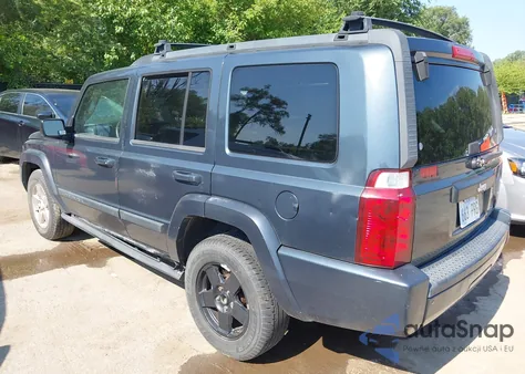 2007 Jeep Commander Sport из США, поврежденный, VIN 1J8HH48K67C557005